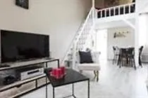 Duplex Cosy Hyper Centre